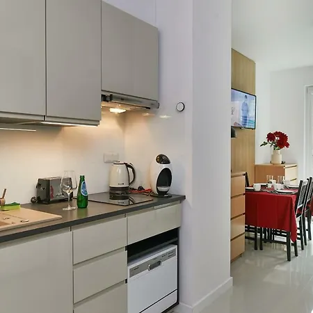 Praga Elegant Appartement Warschau